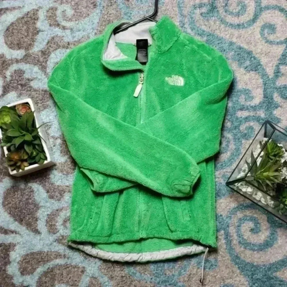 LIME GREEN NORTHFACE JACKET - Picture 3 of 7